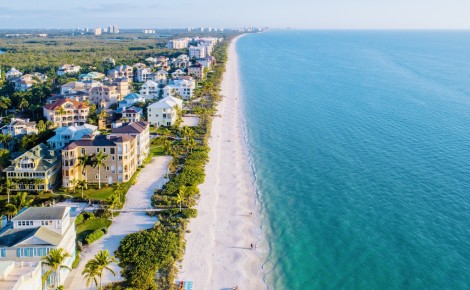 Joannou Barefoot Beach Mar2020 4