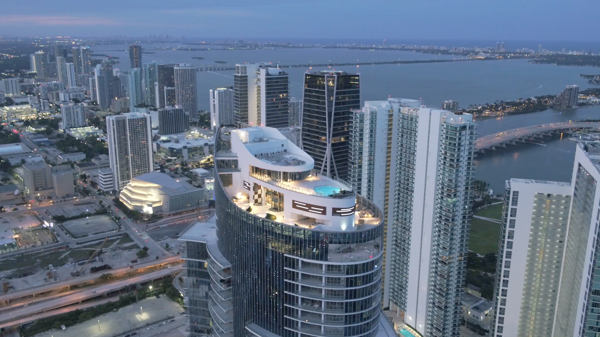 PARAMOUNT Miami Worldcenter - Cedrig Gervais 2